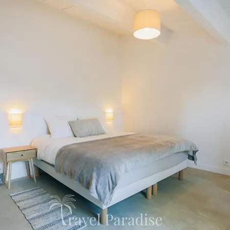 فيلة Eden Les Portes-en-Re