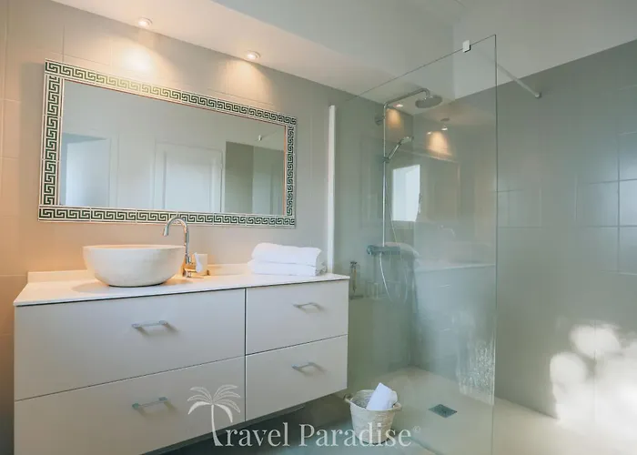 Eden Les Portes-en-Re